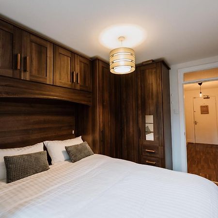 Smithfield Square Nest Entire Apt Дъблин Екстериор снимка
