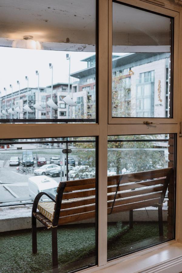 Smithfield Square Nest Entire Apt Дъблин Екстериор снимка