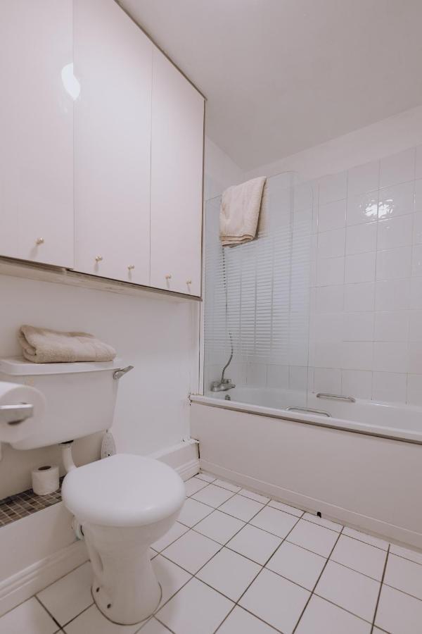 Smithfield Square Nest Entire Apt Дъблин Екстериор снимка
